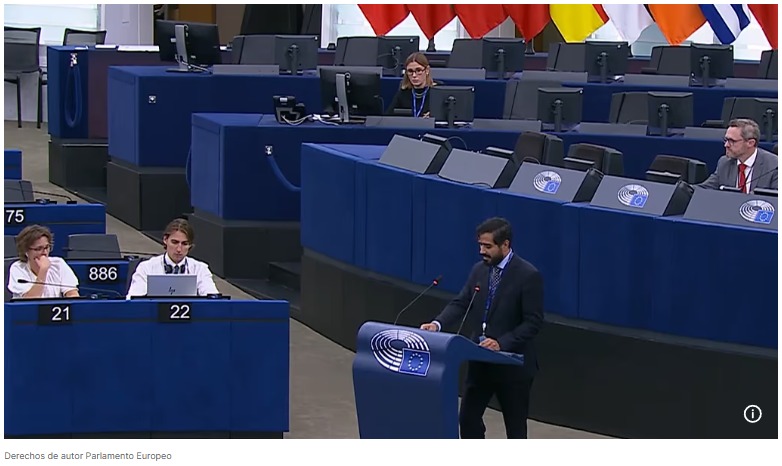 Eurocámara podría retirar inmunidad a eurodiputado implicado en extremismo