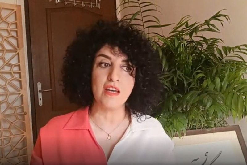Detenida Narges Mohammadi en Irán durante acto conmemorativo